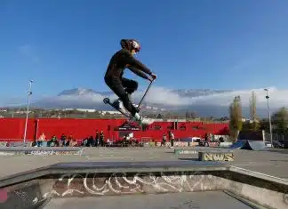 Quelle est la meilleure trottinette freestyle pour les grinds ? trottinette freestyle